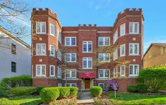305 W University Ave Unit 6, Champaign, IL 61820