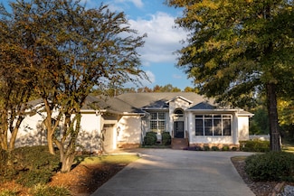 107 Lake Pointe Ln, Starkville, MS 39759