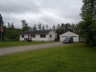 3 Hoopers Dr, Lancaster, NH 03584