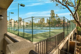 5520 Owensmouth Ave Unit 119, Woodland Hills, CA 91367