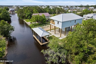 5054 Nebraska St, Bay Saint Louis, MS 39520