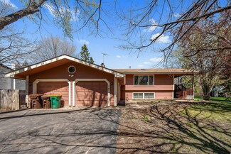 2482 Bobolink Rd, Long Lake, MN 55356