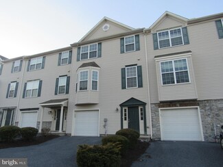 5 Jay Cir, Lemoyne, PA 17043