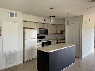 6107 Snug Harbor Blvd Unit EFF, Montgomery, TX 77356