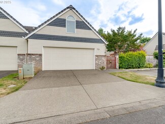 1126 Goose Creek Rd, Woodburn, OR 97071
