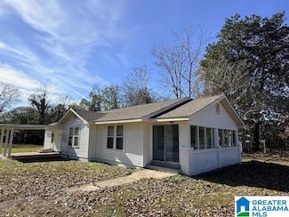 2604 Walker Chapel Rd, Fultondale, AL 35068