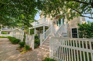 327 Tilden Commons Ln, Braintree, MA 02184