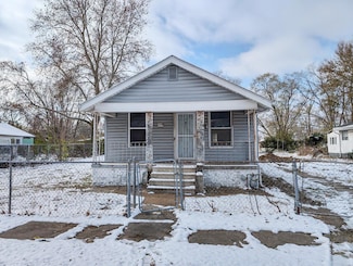 1718 Mccasland Ave, East Saint Louis, IL 62207