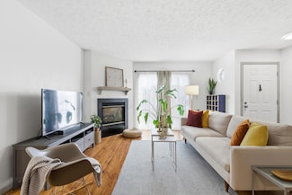 738 Parkbluff Way Unit 738, Lewis Center, OH 43035