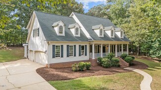5513 Peakton Dr, Raleigh, NC 27614