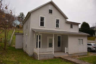 66 Terrace Ave, Salem, WV 26426