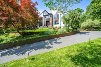 34 Fords Rd, Randolph, NJ 07869