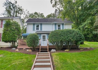 5769 Harrison Ave, Export, PA 15632