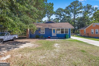 1715 Clover Dr, Valdosta, GA 31602