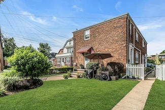 53 Carnation Ave, Floral Park, NY 11001