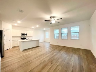 807 Blackhawk Dr, Princeton, TX 75407