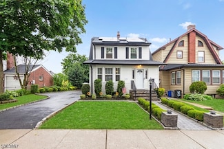 111 Curie Ave, Clifton, NJ 07011