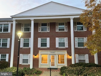 7680 Tremayne Place Unit 201, McLean, VA 22102