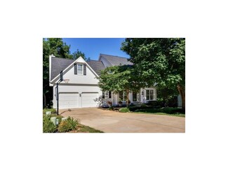 15507 Beverly St, Overland Park, KS 66223