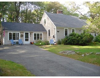 26 Fenno Dr, Rowley, MA 01969