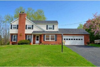 311 E Moyer Rd, Pottstown, PA 19464