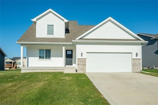 212 12th Ct NW, Bondurant, IA 50035