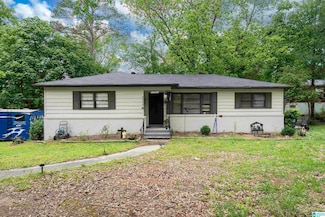2520 2nd Place NW, Center Point, AL 35215