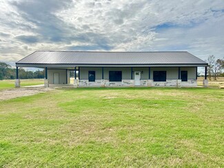 195 Acr 2213, Palestine, TX 75803