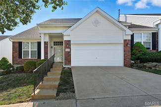 568 Hilltop Townes Dr, Eureka, MO 63025