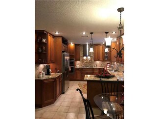 2841 SW 86th Way, Davie, FL 33328