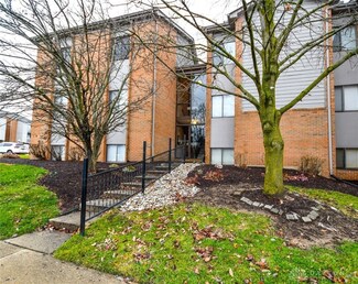 1112 Eagle Feather Cir Unit E, Dayton, OH 45449