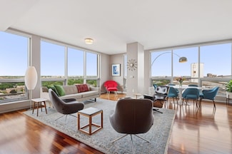 222 2nd St SE Unit 1503, Minneapolis, MN 55414