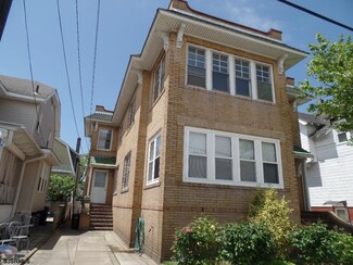 6 N Austin Ave, Ventnor City, NJ 08406
