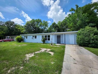 926 Montclair Rd, Pensacola, FL 32505
