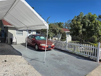 5339 18th St E, Bradenton, FL 34203