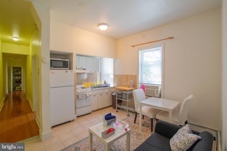 3201 Baring St Unit C, Philadelphia, PA 19104