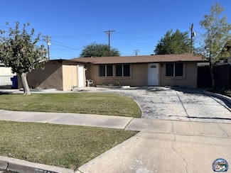 1111 Cottonwood Dr, El Centro, CA 92243