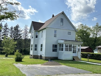 519 N Elk Ave, Kane, PA 16735