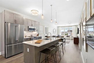 990 Corporate Dr Unit 309, Westbury, NY 11590