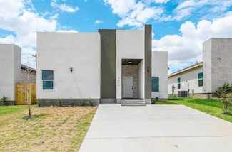 5010 Cherimoya Ln, Laredo, TX 78046