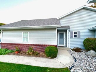 264 Timber Creek Cir NW Unit 76, Comstock Park, MI 49321