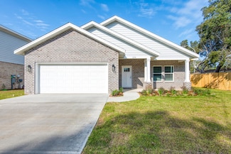 363 Washington Ave, Valparaiso, FL 32580