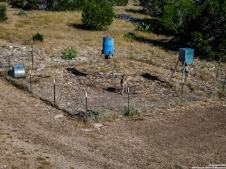 510 Pr 2535, Mico, TX 78056