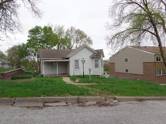 221 11th Ave, Council Bluffs, IA 51503