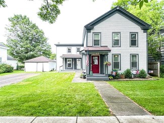 32 Eaton St, Morrisville, NY 13408