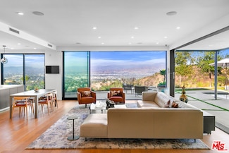 8545 Charl Ln, Los Angeles, CA 90046