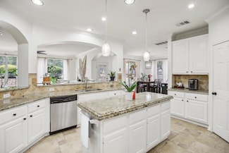 3304 Mulberry Creek Dr, Austin, TX 78732