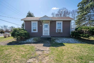 5506 W Hi Vue Ln, Peoria, IL 61604