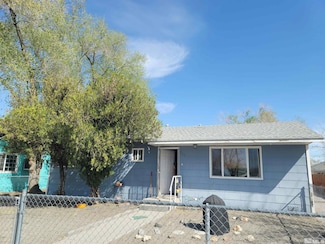 360 & 360 1/2 W Virginia St, Fallon, NV 89406