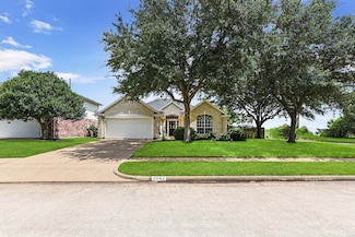 2542 Lake Dale Ln, Richmond, TX 77406